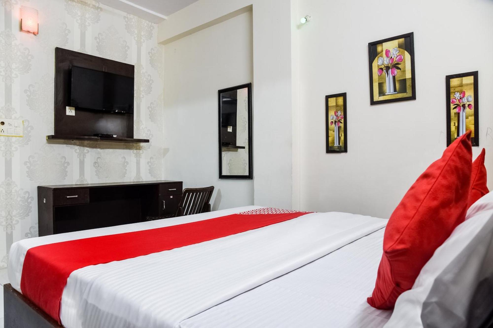 Hotel O Radhika Palace Bhópál Exteriér fotografie